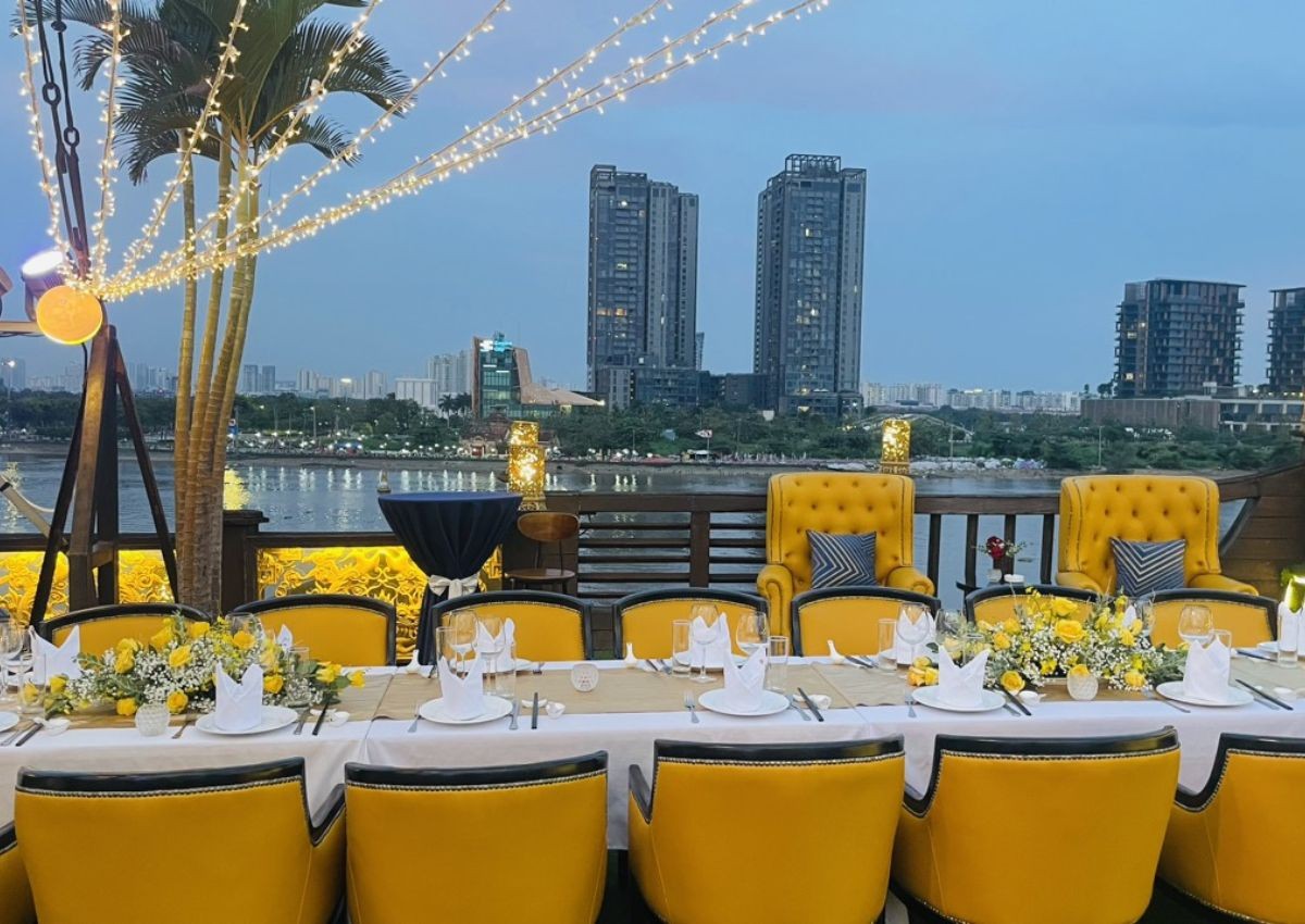 Khám Phá 12 Nhà Hàng View Đẹp Sài Gòn: Trải Nghiệm Ẩm Thực Đẳng Cấp Cùng Không Gian Ấn Tượng 16 Nhà hàng view đẹp Sài Gòn Elisa