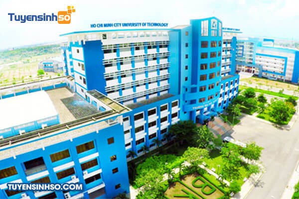 Tuyển Sinh Đại học Bách khoa TP.HCM 2026: Cập Nhật Mới Nhất Về Ngành Học và Phương Thức Xét Tuyển 6 Sinh viên Đại học Bách khoa TP.HCM trong buổi lễ tốt nghiệp