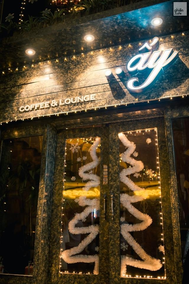TOP 10 Phòng Trà Hà Nội: Thiên Đường Nhạc Sống Đỉnh Cao Cho Tín Đồ Âm Nhạc 10 Ấy Lounge - Hàng bún - Cùng tìm quán cafe đẹp, chất ở Sài Gòn - Ghiền cafe