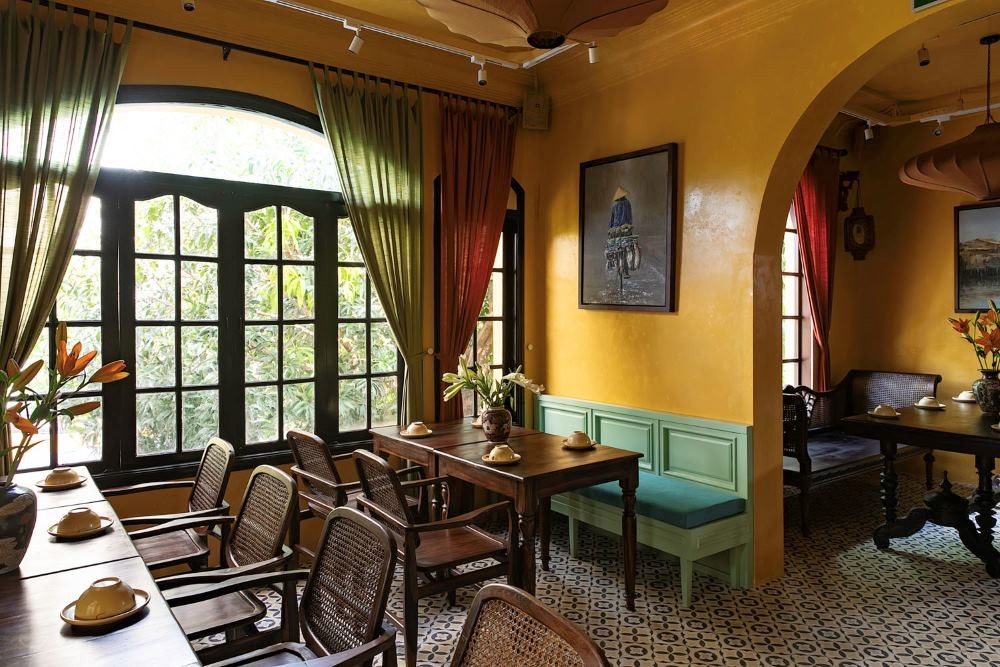 Khám phá 15 Quán ăn Quận 2 ngon nổi tiếng: Thiên đường ẩm thực đa sắc màu 8 Bụi Garden bày trí không gian nội thất đậm chất truyền thống Việt Nam