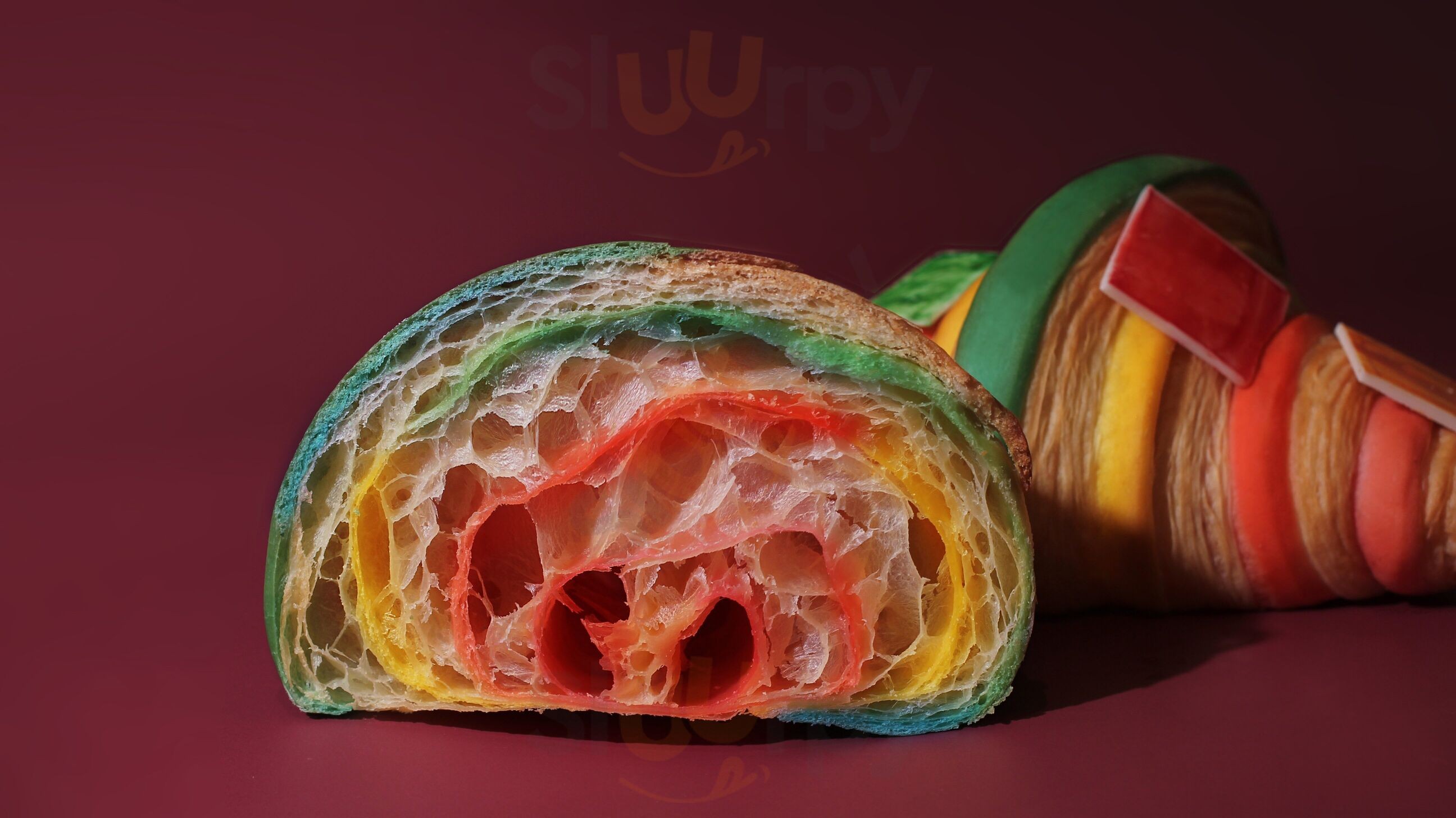 Bánh Croissant vàng ươm tại SOKO Cake Bake & Brunch