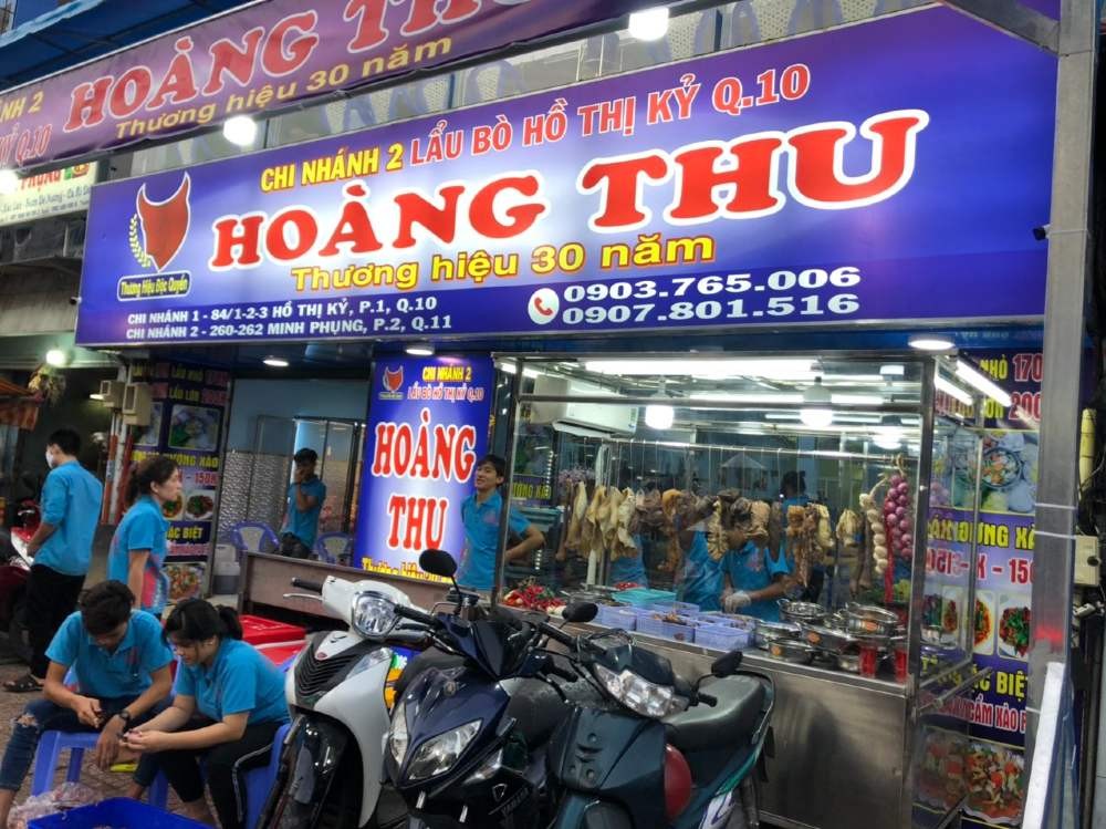Lẩu Bò Hoàng Thu: Hương Vị Lẩu Bò Truyền Thống Hơn 30 Năm Tại Sài Gòn 7 Nồi lẩu bò thập cẩm nóng hổi đầy ắp tại Lẩu bò Hoàng Thu