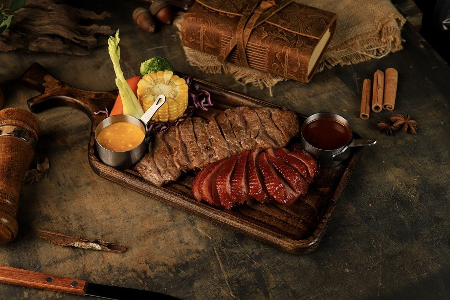 Khám phá 16 Quán Beefsteak Ngon Sài Gòn "Đáng Đồng Tiền Bát Gạo" 24 Phần beefsteak thượng hạng tại Mr.Ox Steak House