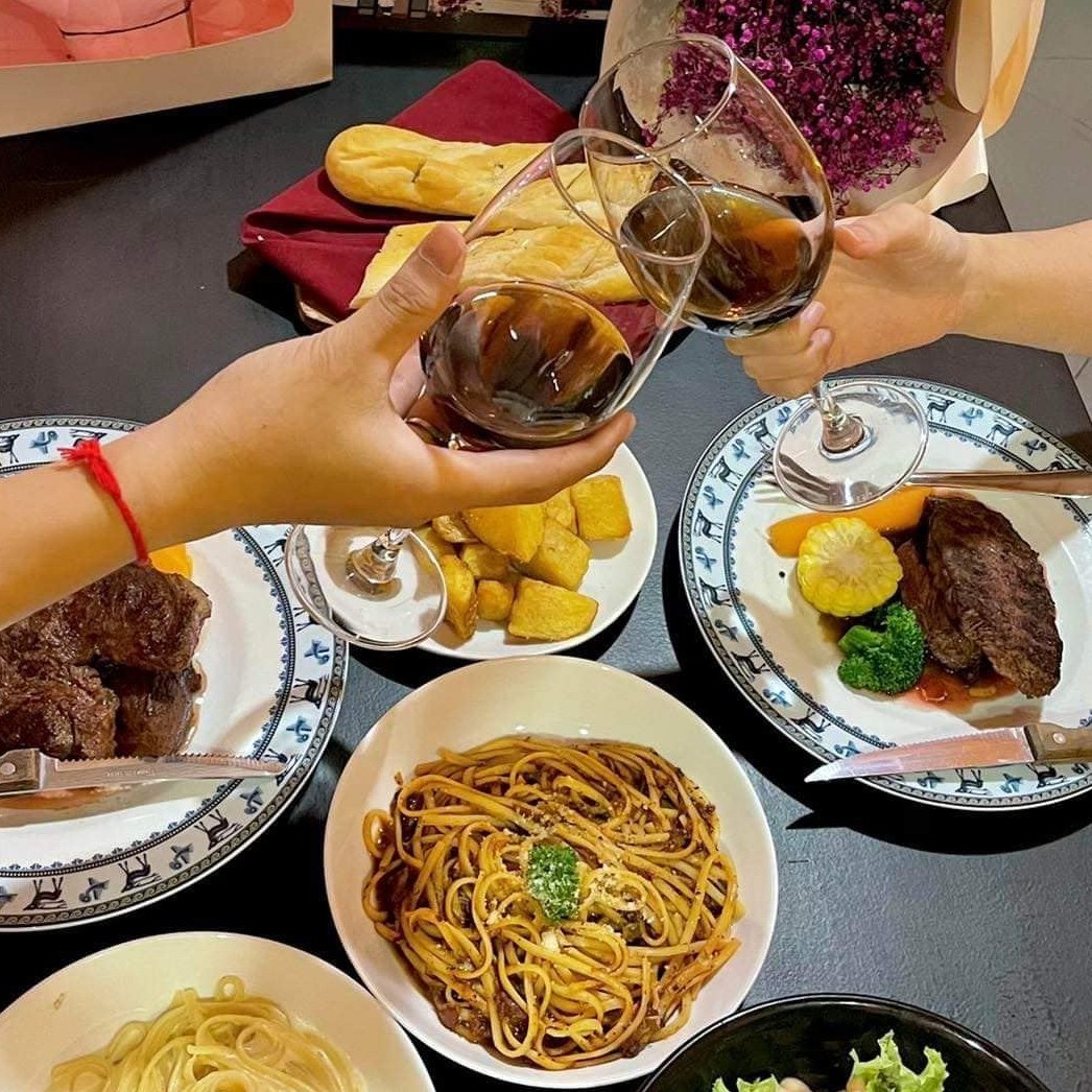 Món beefsteak hấp dẫn tại B'ocaxa Steak